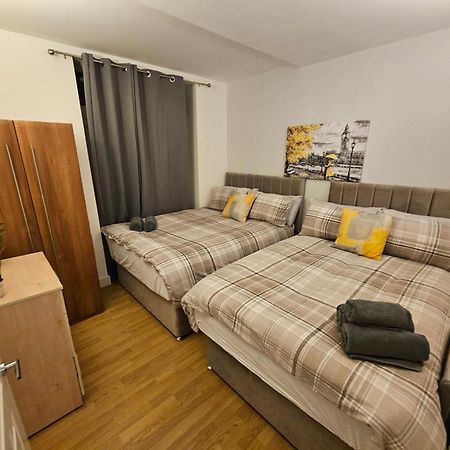 לונדון 2Bdr Islington Close To Station מראה חיצוני תמונה
